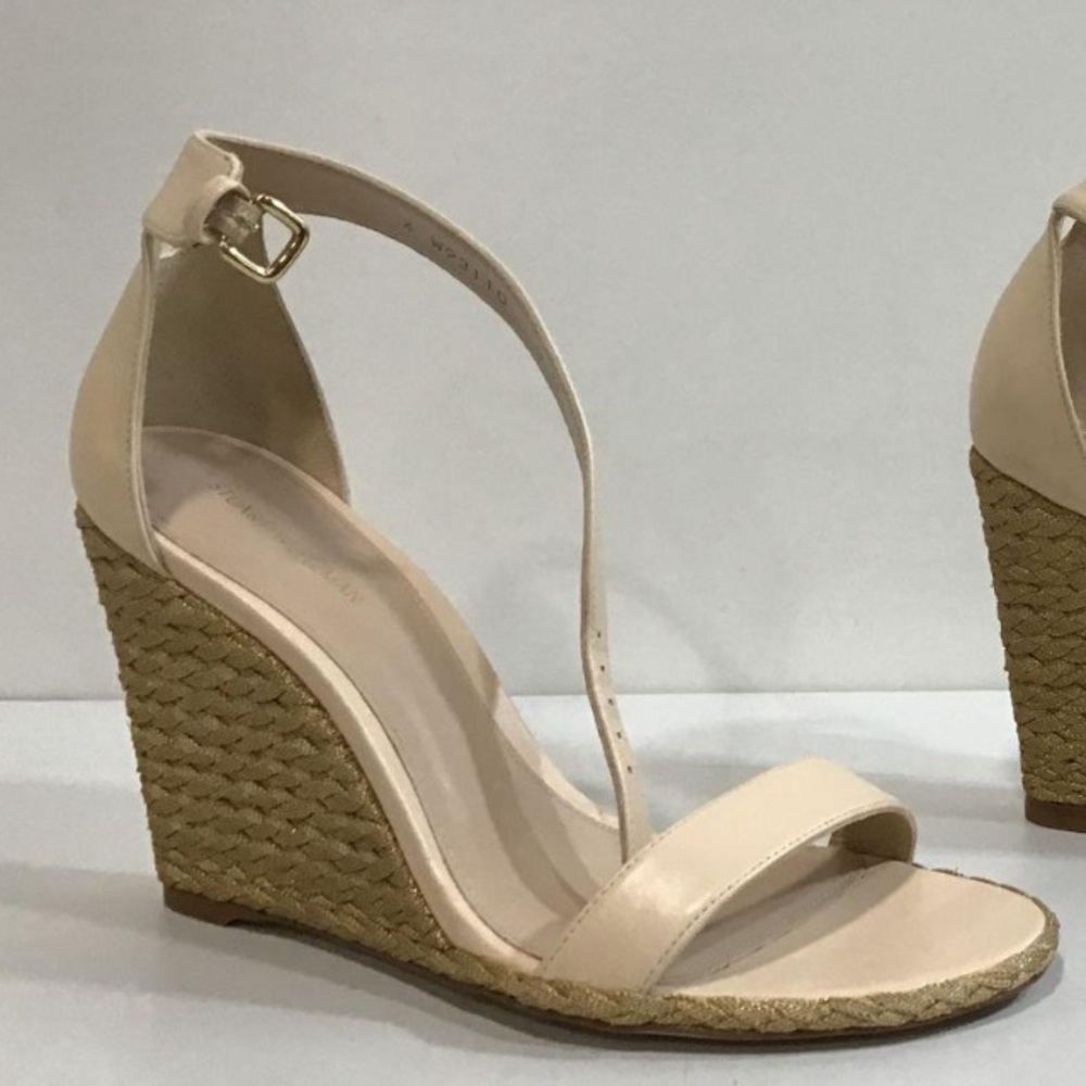 NEW!! Women’s Stuart Weitzman Cream Leather Wedge Sandal Size 8M